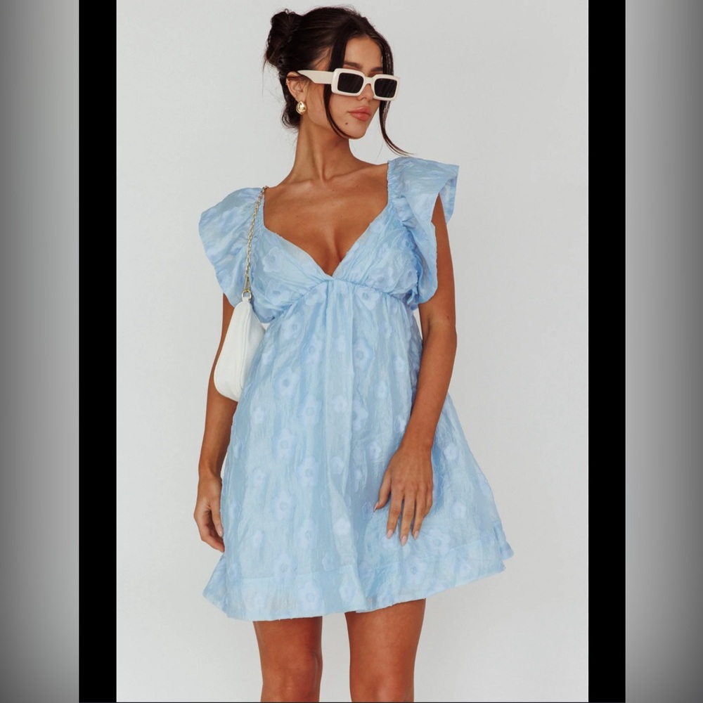 Cute midi blue flower dress